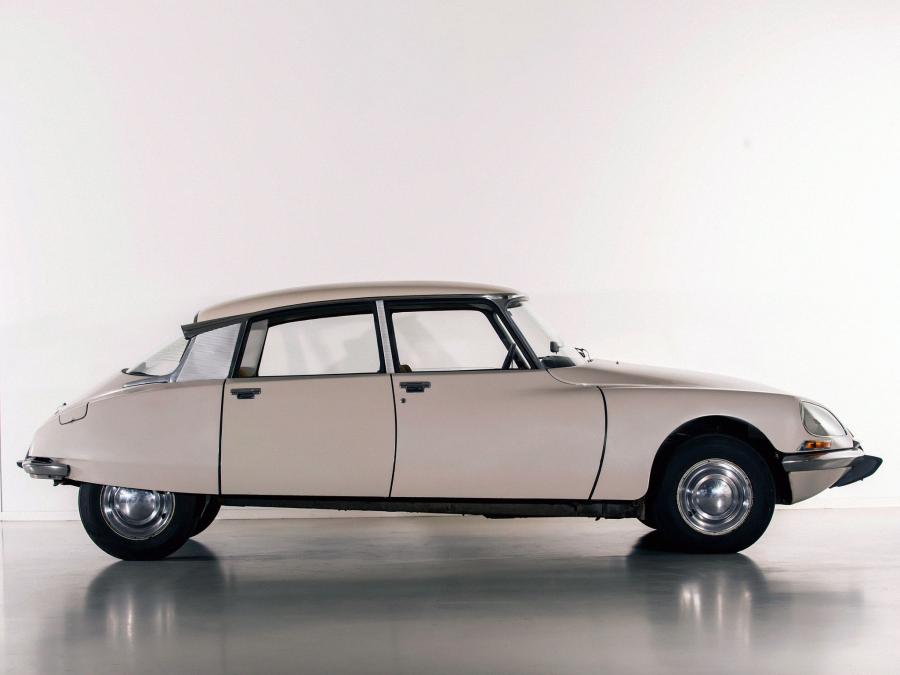  Citroen ID19 Special Berline 1969 года  (фото 2 из 4)